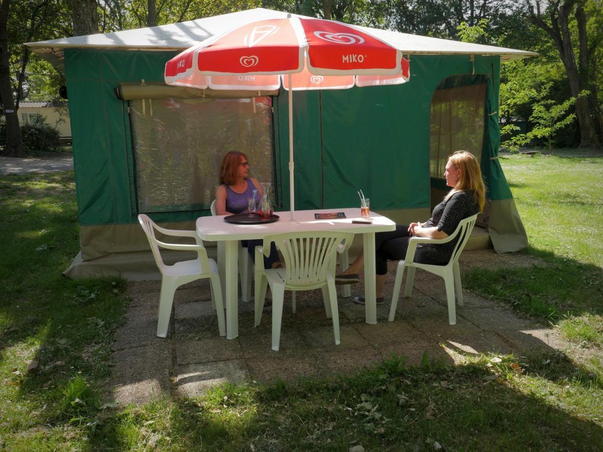 Camping Le Chassezac Sampzon Luaran gambar